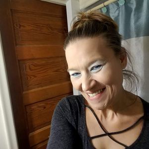 Meet your Posher, Tina